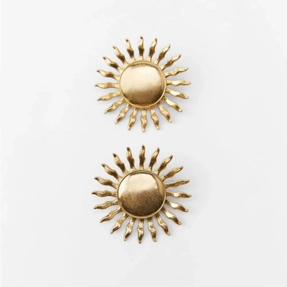 Zara Sun Gold Earrings - Picture 3 of 8